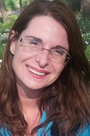 תמונת מופע: דר' רונית פליסטרנט סחייק&colon; "דרמה קווין" - על ושתי ואסתר